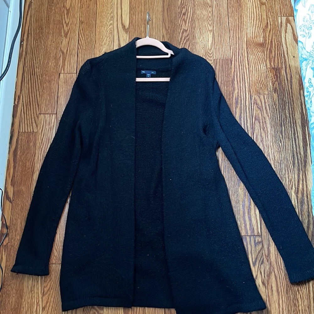 Cardigan sweater